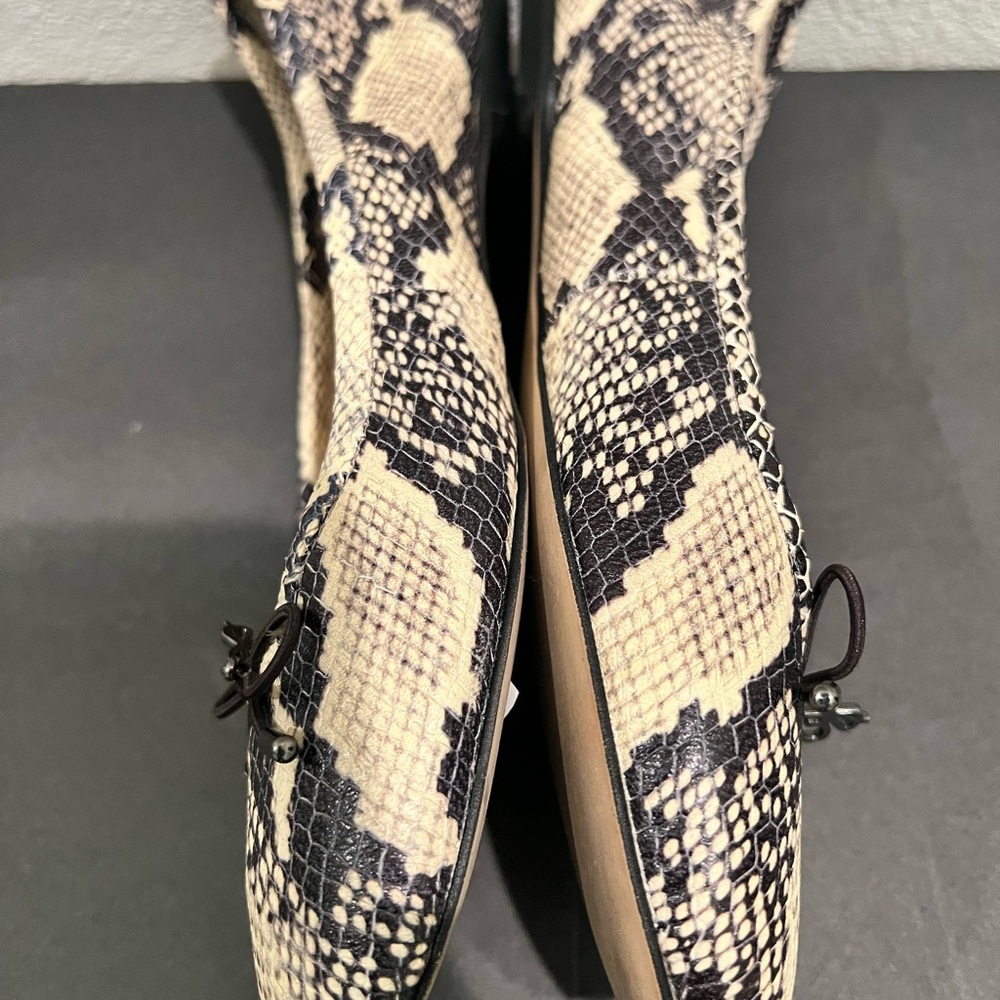 Sam Edelman Women's Black and Cream Ballet Flats - Picture 3 of 6